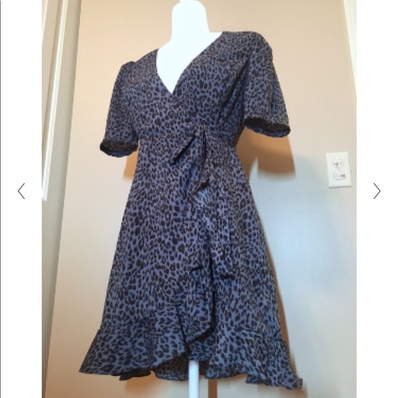 NWT AQUA Leopard Print Wrap Dress - size medium - Picture 3 of 4
